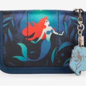 Harveys Fun Size Wallet from the Villains Collection. Ariel & Ursula